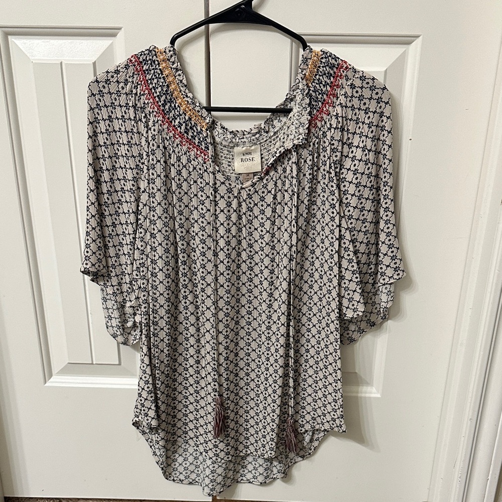 Knox Rose Cream Geometric Print Peasant Blouse with Multicolor Smocked Neck